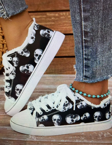 Women's skull Canas shoe size 7